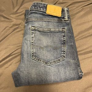 American Eagle Airflex + Original Straight Jeans